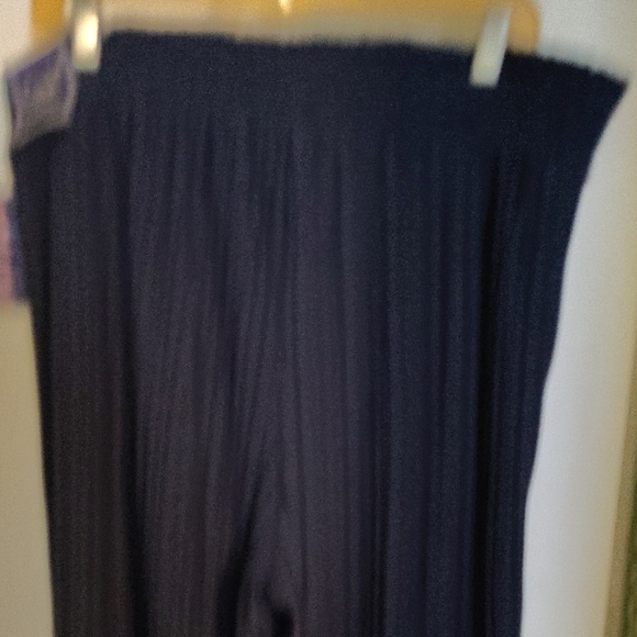 Elegant Navy Wide Leg Pants - Picture 5 of 7